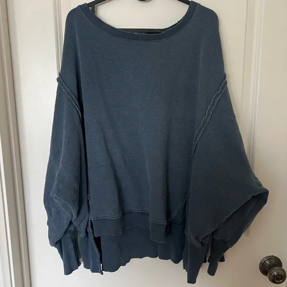 We The Free Camden Navy Sweatshirt - Picture 1 of 3